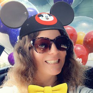 Meet your Posher, Robyn